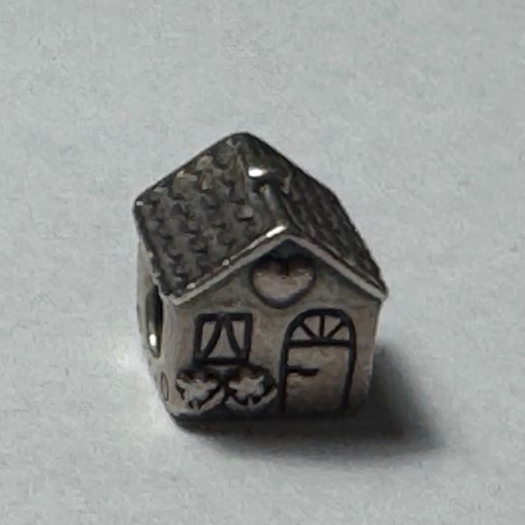 Pandora Charm Set – 4 Authentic Charms | Dog, House, Sparkling Floral & Stars - Picture 9 of 10